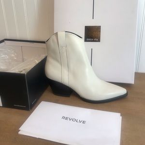 Dolce Vita Serra Off White Leather Size 6 boots